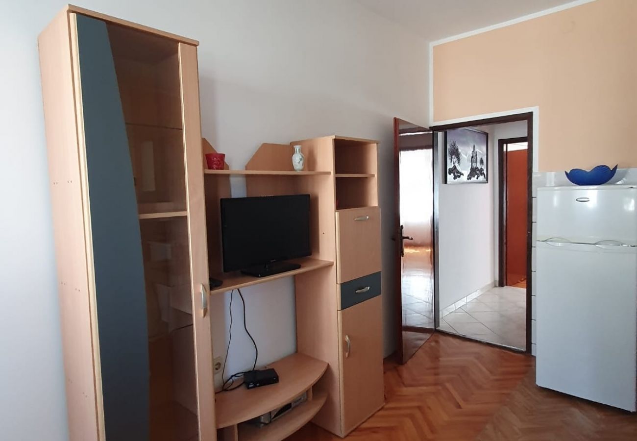 Apartamento en Sibenik - Apartamento en Brodarica con Balcón, Acondicionador, WIFI (5185-2)