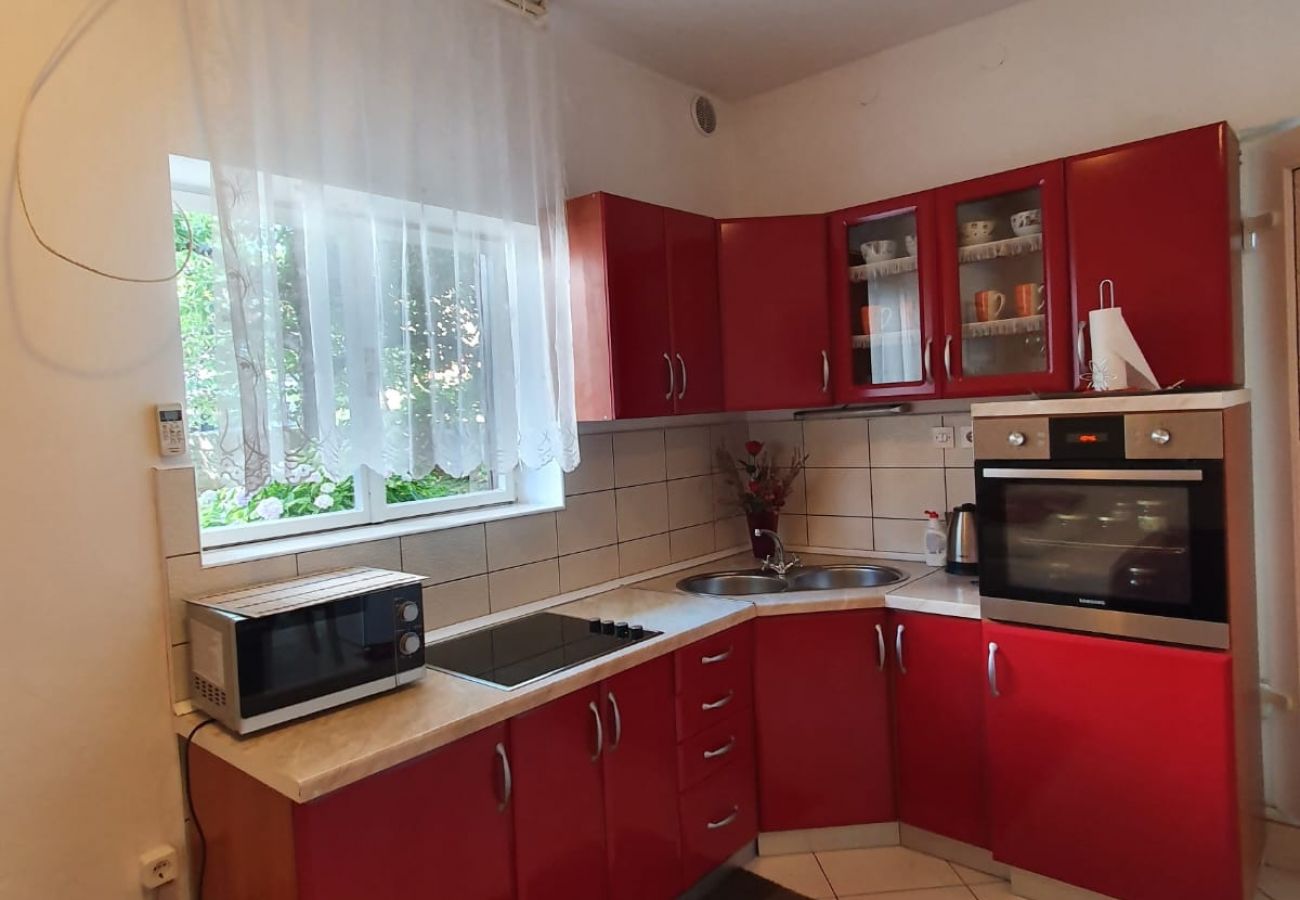 Apartamento en Šibenik-Brodarica - Apartamento en Brodarica con Terraza, Acondicionador, WIFI (5185-3)