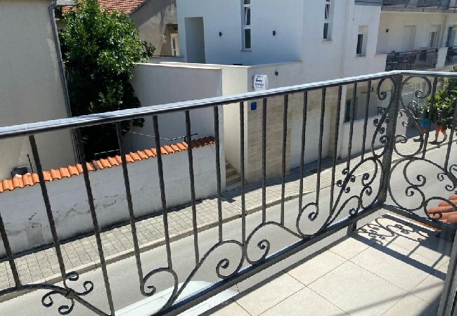 Apartamento en Vodice - Apartamento en Vodice con Acondicionador, WIFI, Lavadora, Lavavajillas (4323-5) Apartamento en Vodice - Apartamento en Vodice con Acondicionador, WIFI, Lavadora, Lavavajillas (4323-5)