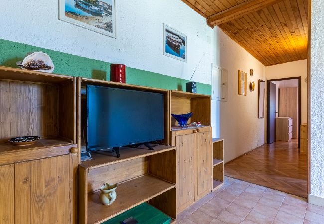 Apartamento en Stivan - Apartamento en Stivan con Balcón, Acondicionador, WIFI, Lavadora (5196-1) Apartamento en Stivan - Apartamento en Stivan con Balcón, Acondicionador, WIFI, Lavadora (5196-1)