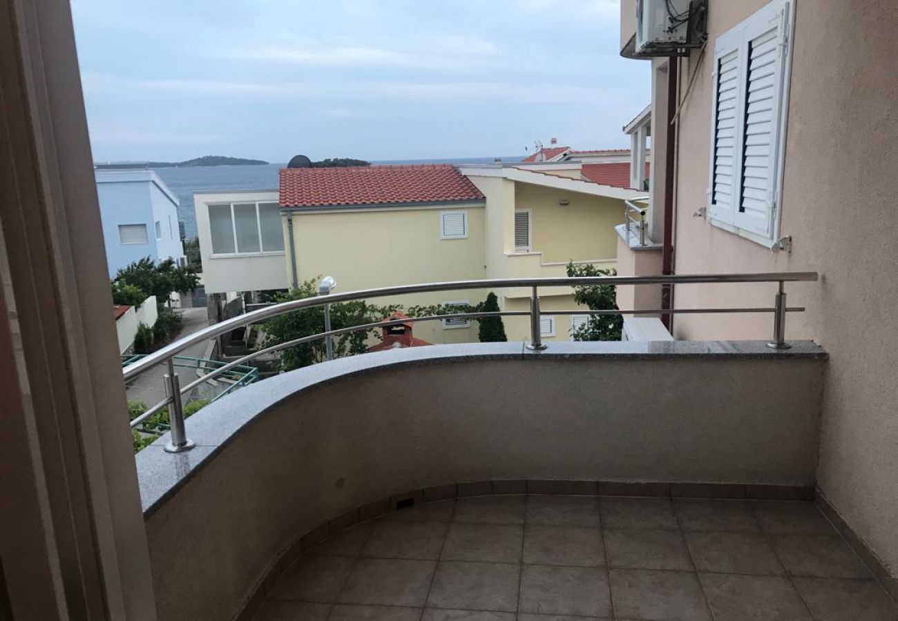 Apartamento en Rogoznica - Apartamento en Rogoznica con Seaview, Balcón, Acondicionador, WIFI (5148-5)