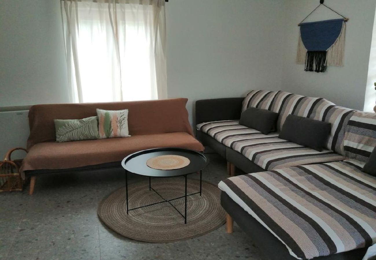 Casa en Vrgorac - Casa de vacaciones en Vrgorac con Terraza, Acondicionador, WIFI, Lavadora (5226-1)