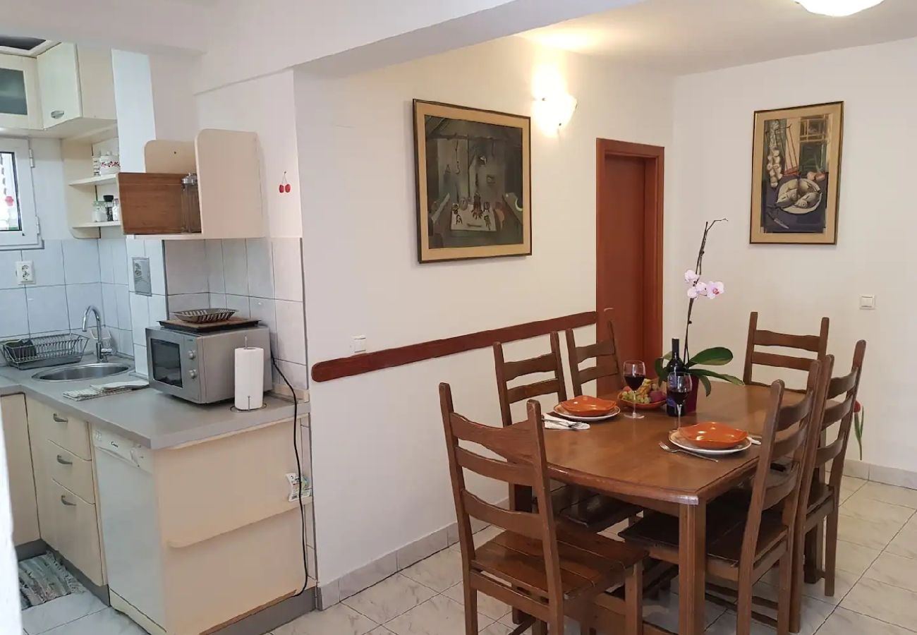 Apartamento en Split - Apartamento en Split con Terraza, Acondicionador, WIFI, Lavadora (5222-1)