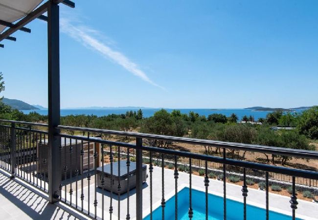 Casa en Orebic - Casa de vacaciones en Orebić con Seaview, Terraza, Acondicionador, WIFI (5227-1) Casa en Orebic - Casa de vacaciones en Orebić con Seaview, Terraza, Acondicionador, WIFI (5227-1)