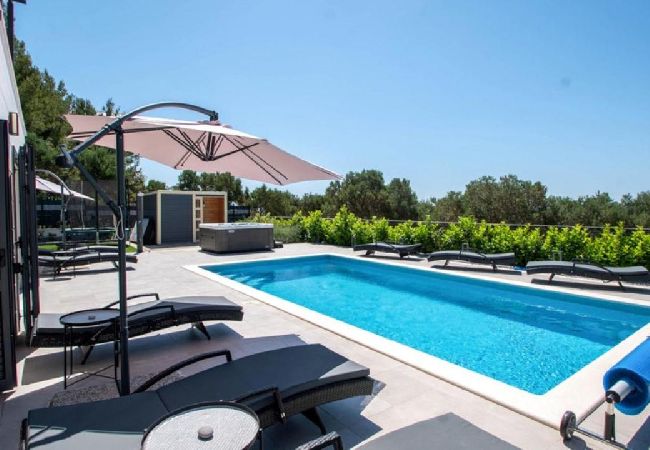 Casa en Orebic - Casa de vacaciones en Orebić con Seaview, Terraza, Acondicionador, WIFI (5227-1) Casa en Orebic - Casa de vacaciones en Orebić con Seaview, Terraza, Acondicionador, WIFI (5227-1)