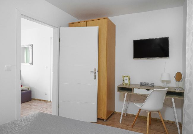 Apartamento en Vodice - Apartamento en Vodice con Balcón, Acondicionador, WIFI (82-1) Apartamento en Vodice - Apartamento en Vodice con Balcón, Acondicionador, WIFI (82-1)