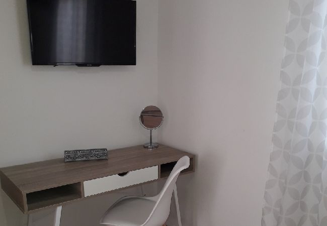 Apartamento en Vodice - Apartamento en Vodice con Balcón, Acondicionador, WIFI (82-1) Apartamento en Vodice - Apartamento en Vodice con Balcón, Acondicionador, WIFI (82-1)