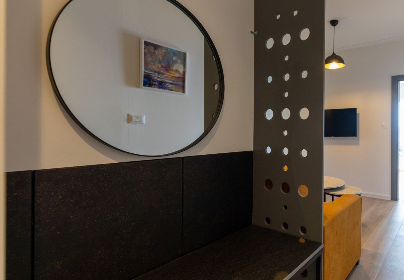Apartamento en Pisak - Apartamento en Pisak con vistas al mar, terraza, aire acondicionado y Wi-Fi (4871-5)
