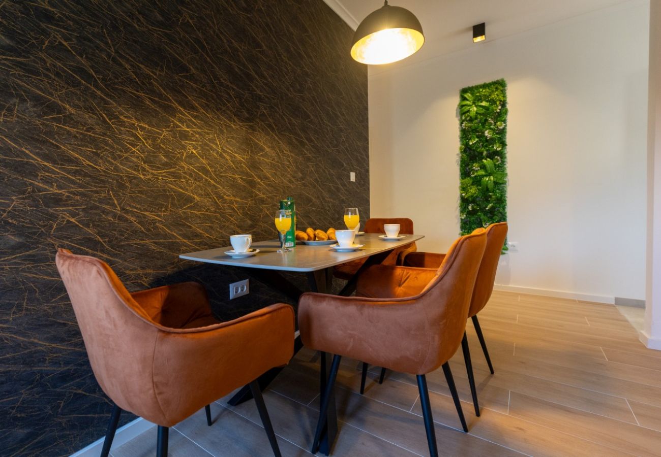Apartamento en Pisak - Apartamento en Pisak con vistas al mar, terraza, aire acondicionado y Wi-Fi (4871-5)