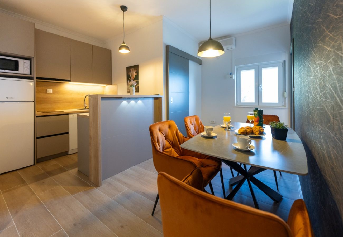 Apartamento en Pisak - Apartamento en Pisak con vistas al mar, terraza, aire acondicionado y Wi-Fi (4871-5)