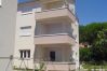 Apartamento en Turanj - Apartamento de vacaciones en Turanj con vista al mar, balcón, aire acondicionado, Wi-Fi (5236-2)