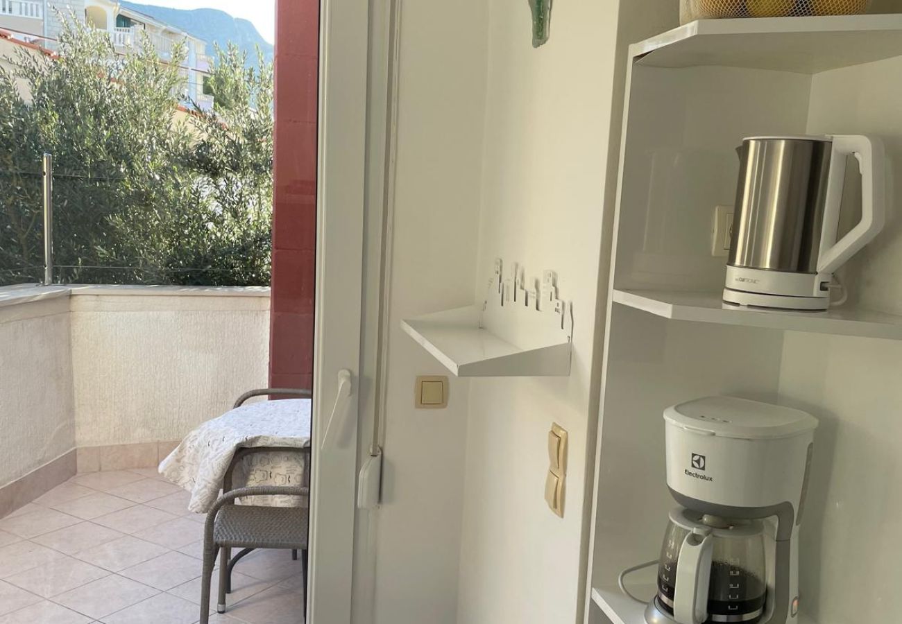 Apartamento en Duce - Apartamento directamente en la playa de arena con vistas al mar, balcón, aire acondicionado y Wi-Fi