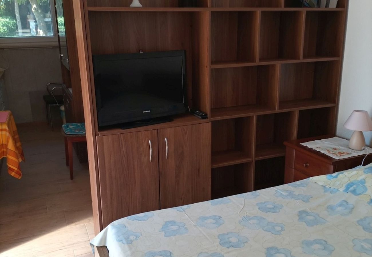 Estudio en Umag - Estudio en Umag con aire acondicionado, lavadora y Wi-Fi (4222-3)