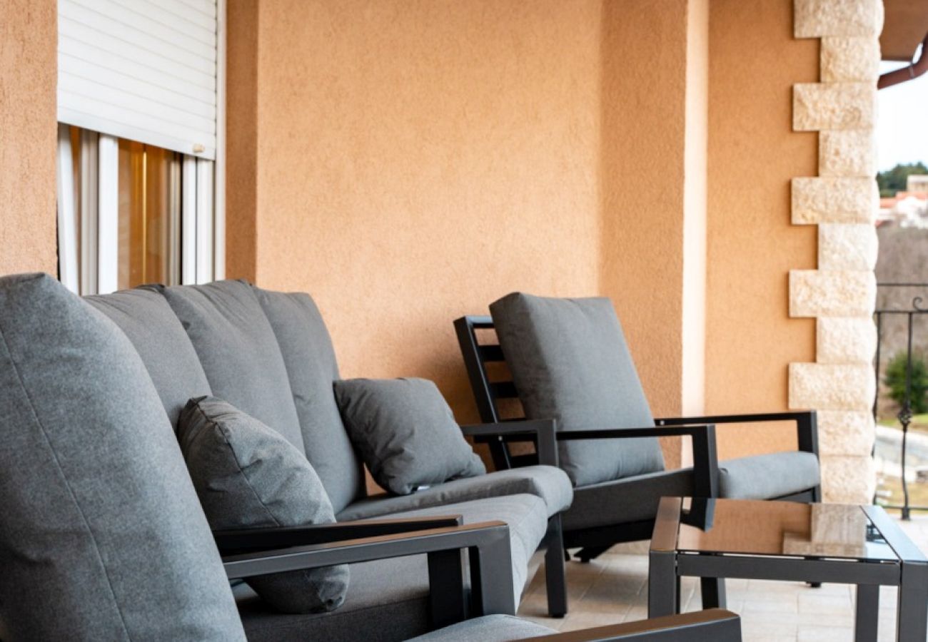 Apartamento en Lopar - Apartamento vacacional en Lopar con terraza, aire acondicionado, Wi-Fi y vista al mar (4738-7)