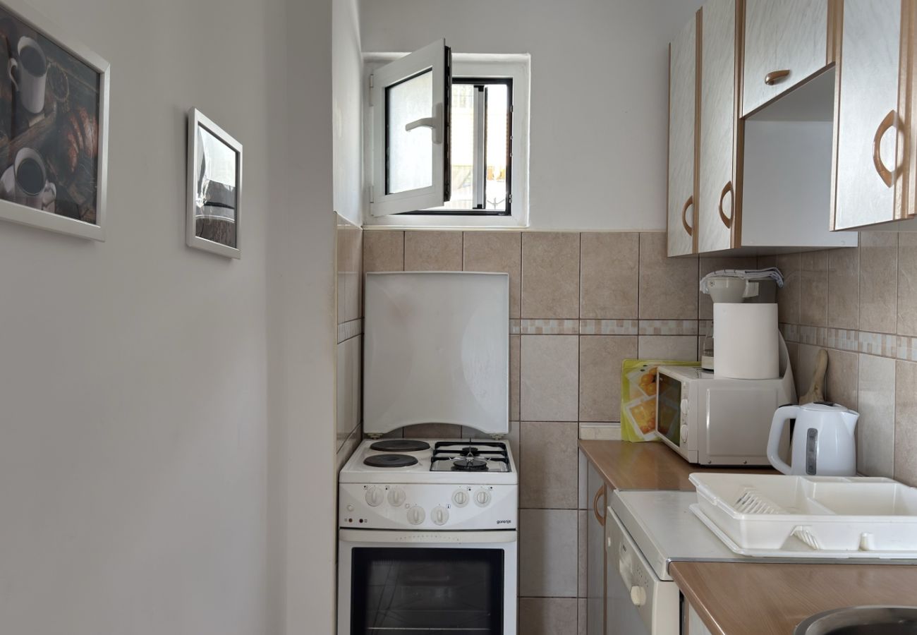 Appartement à Tribunj - Appartement dans Tribunj avec vue mer, terrasse, Climatisation, WIFI (68-2)