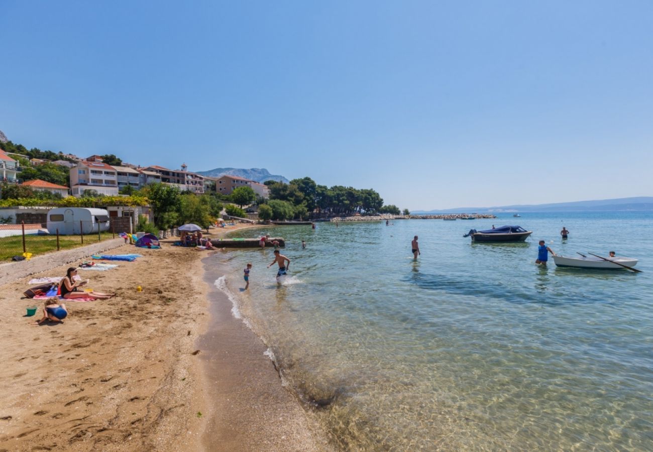 Chambres d'hôtes à Duce - Chambre dans Duće avec vue mer, Balcon, Climatisation, WIFI (79-1)