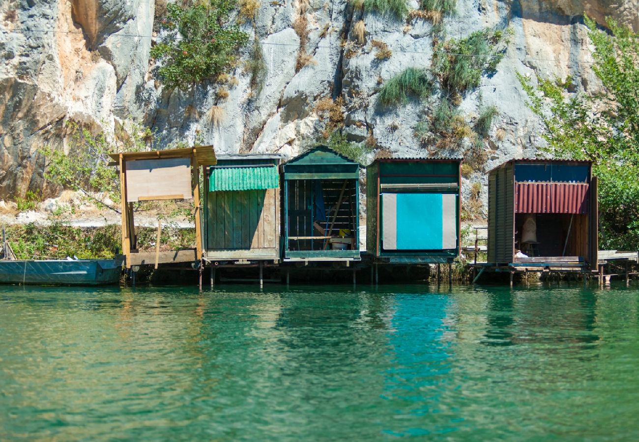 Chambres d'hôtes à Duce - Chambre dans Duće avec vue mer, Balcon, Climatisation, WIFI (79-1)