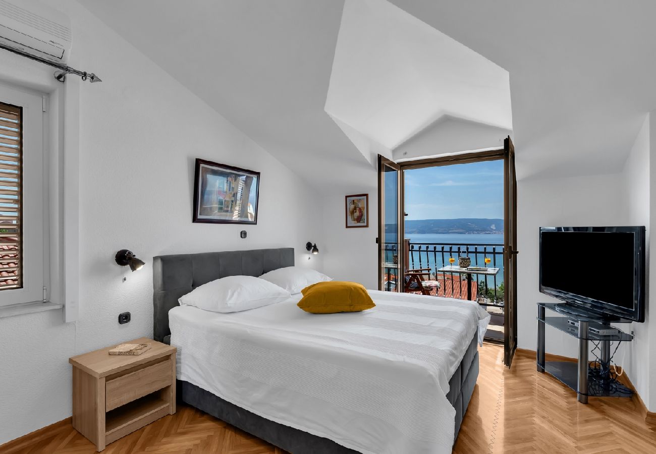 Chambres d'hôtes à Duce - Chambre dans Duće avec vue mer, Balcon, Climatisation, WIFI (79-7)