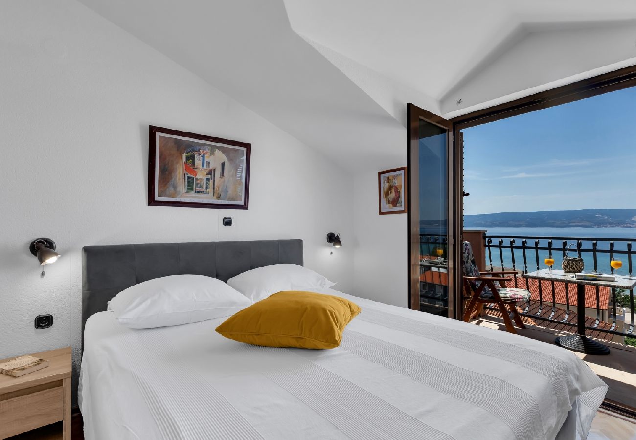 Chambres d'hôtes à Duce - Chambre dans Duće avec vue mer, Balcon, Climatisation, WIFI (79-7)