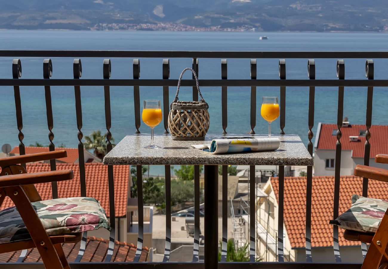 Chambres d'hôtes à Duce - Chambre dans Duće avec vue mer, Balcon, Climatisation, WIFI (79-7)