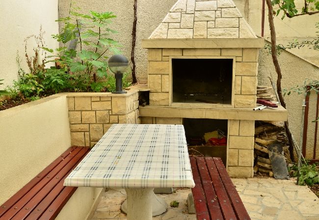 Appartement à Pisak - Appartement dans Pisak avec vue mer, terrasse, Climatisation, WIFI (77-3) Appartement à Pisak - Appartement dans Pisak avec vue mer, terrasse, Climatisation, WIFI (77-3)