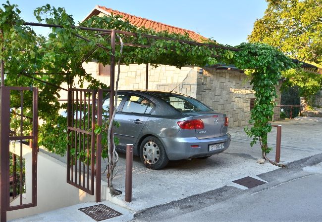 Appartement à Pisak - Appartement dans Pisak avec vue mer, terrasse, Climatisation, WIFI (77-3) Appartement à Pisak - Appartement dans Pisak avec vue mer, terrasse, Climatisation, WIFI (77-3)