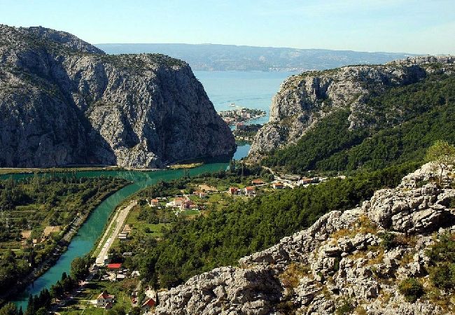 Appartement à Pisak - Appartement dans Pisak avec vue mer, terrasse, Climatisation, WIFI (77-3) Appartement à Pisak - Appartement dans Pisak avec vue mer, terrasse, Climatisation, WIFI (77-3)