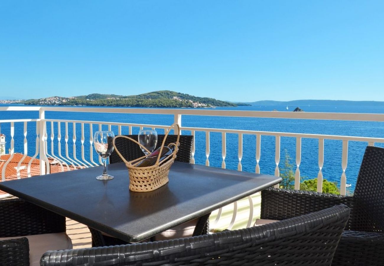 Appartement à Seget Vranjica - Appartement dans Seget Vranjica avec vue mer, Balcon, Climatisation, WIFI (91-2)