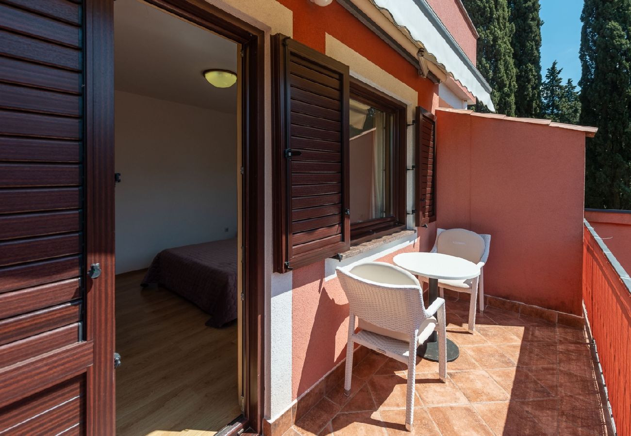 Chambres d'hôtes à Rovinj - Chambre dans Rovinj avec Balcon, Climatisation, WIFI (96-2)