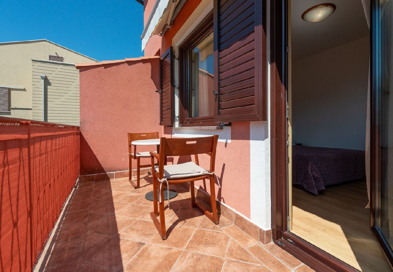 Chambres d'hôtes à Rovinj - Chambre dans Rovinj avec vue mer, Balcon, Climatisation, WIFI (96-3)