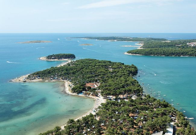 Appartement à Medulin - Appartement dans Medulin avec vue mer, Balcon, Climatisation, WIFI (5216-1) Appartement à Medulin - Appartement dans Medulin avec vue mer, Balcon, Climatisation, WIFI (5216-1)