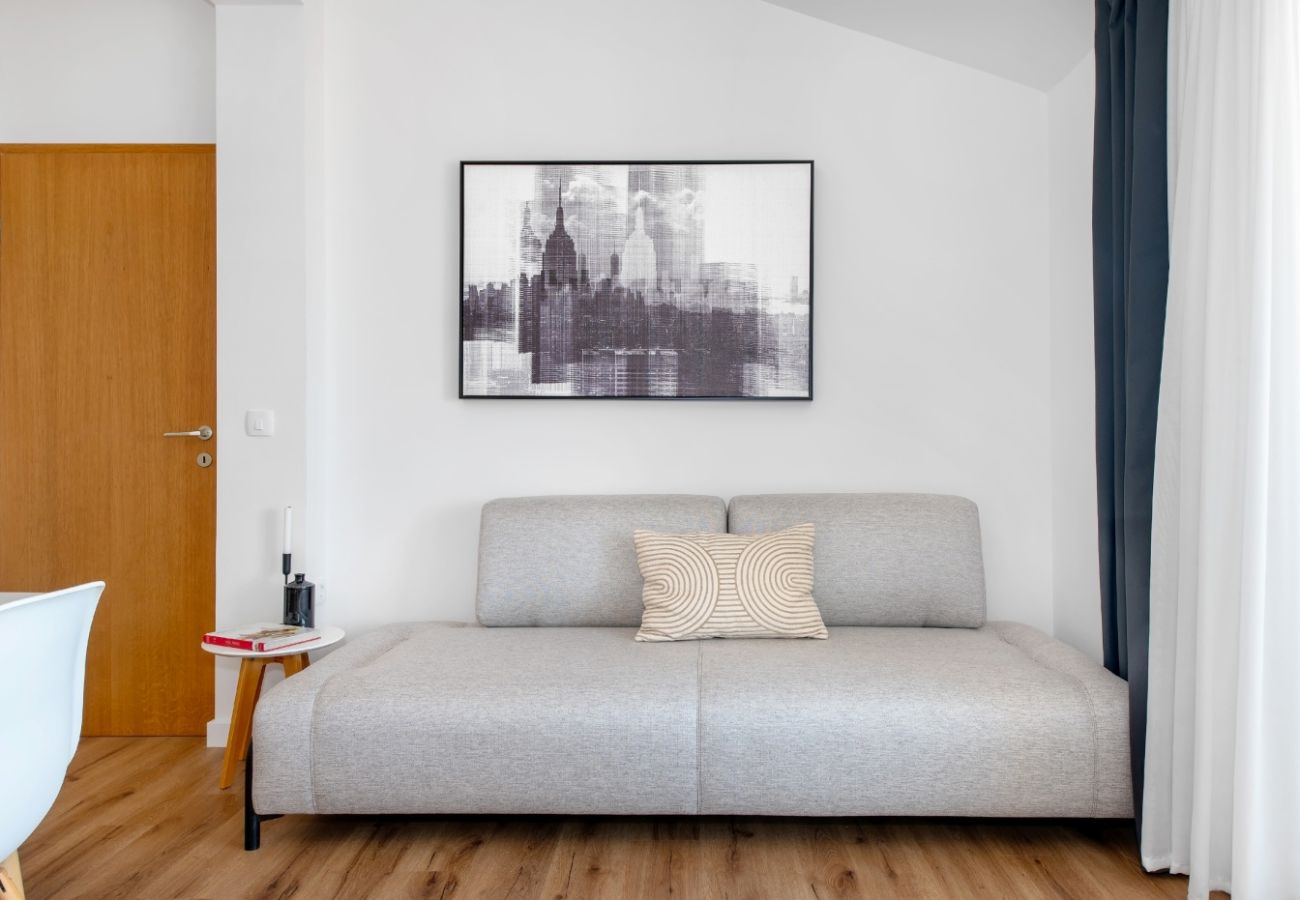 Appartement à Vodice - Appartement dans Vodice avec vue mer, terrasse, Climatisation, WIFI (94-5)
