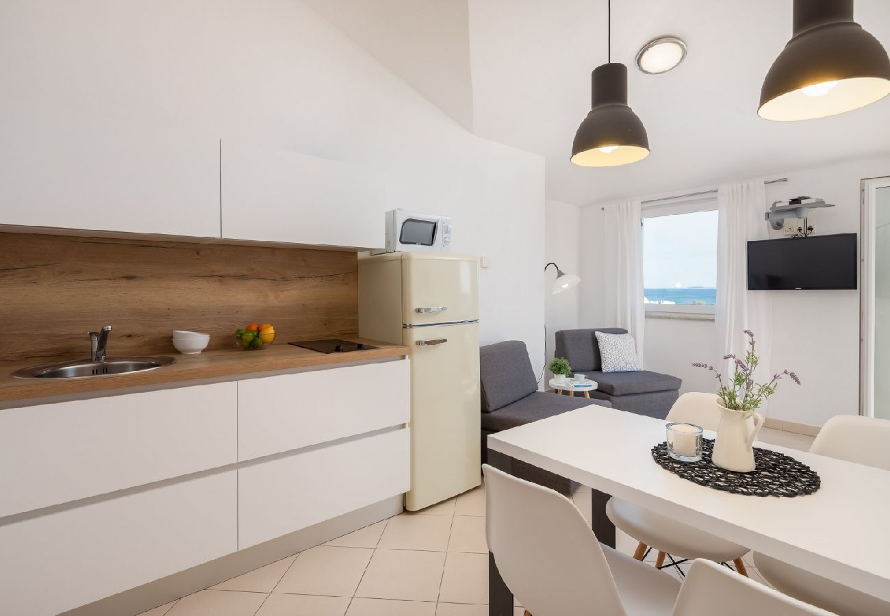 Appartement à Vodice - Appartement dans Vodice avec vue mer, terrasse, Climatisation, WIFI (94-8)