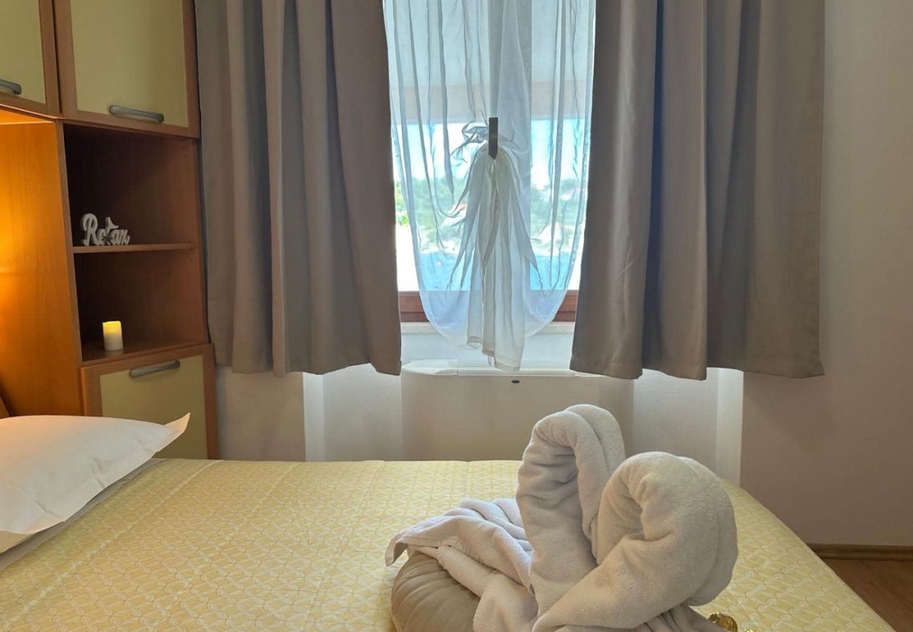 Appartement à Lumbarda - Appartement dans Lumbarda avec vue mer, terrasse, Climatisation, WIFI (128-1)