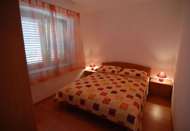 Appartement à Lumbarda - Appartement dans Lumbarda avec vue mer, terrasse, Climatisation, WIFI (128-2) Appartement à Lumbarda - Appartement dans Lumbarda avec vue mer, terrasse, Climatisation, WIFI (128-2)