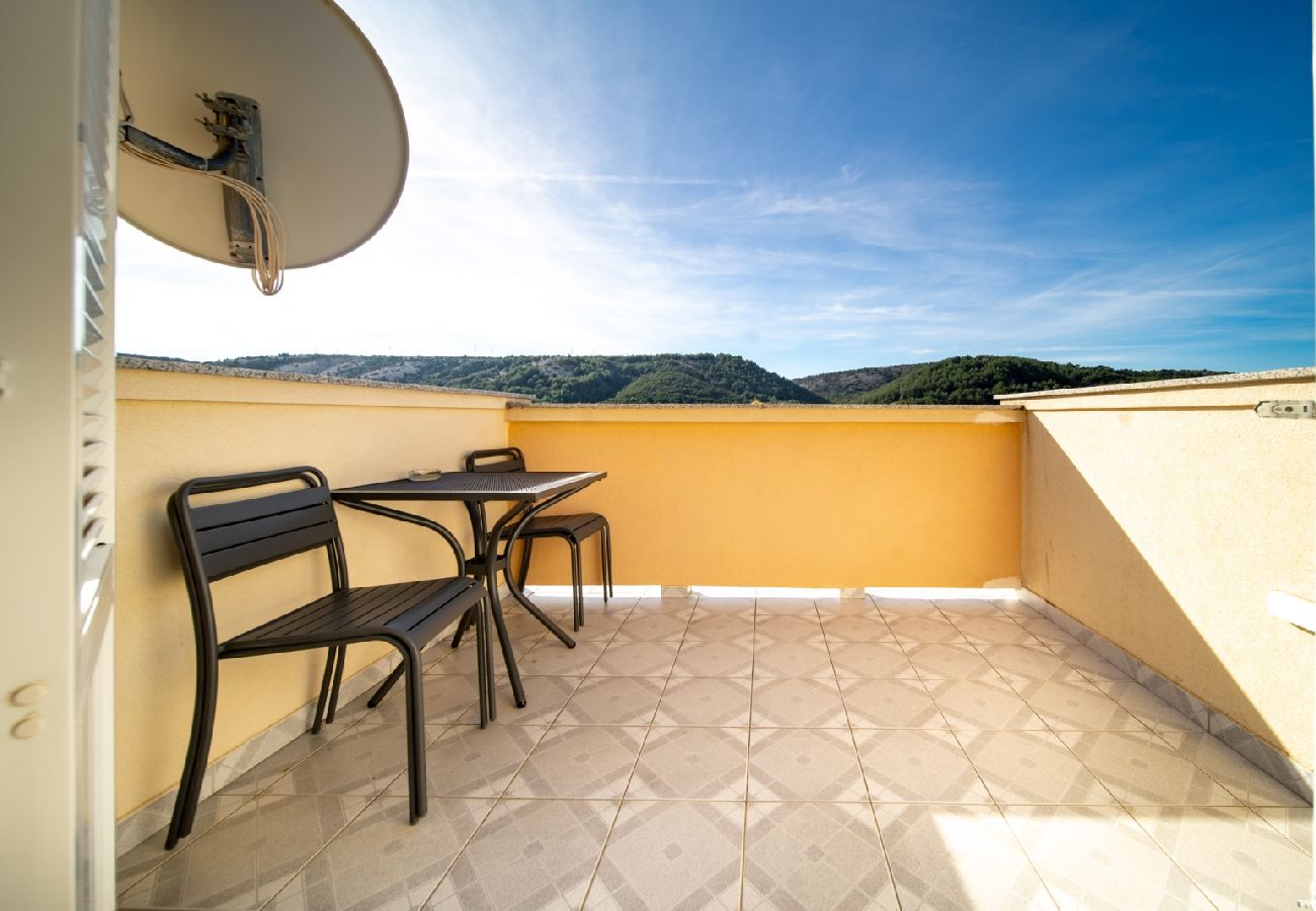 Appartement à Lopar - Appartement dans Lopar avec vue mer, Balcon, Climatisation, WIFI (129-4)