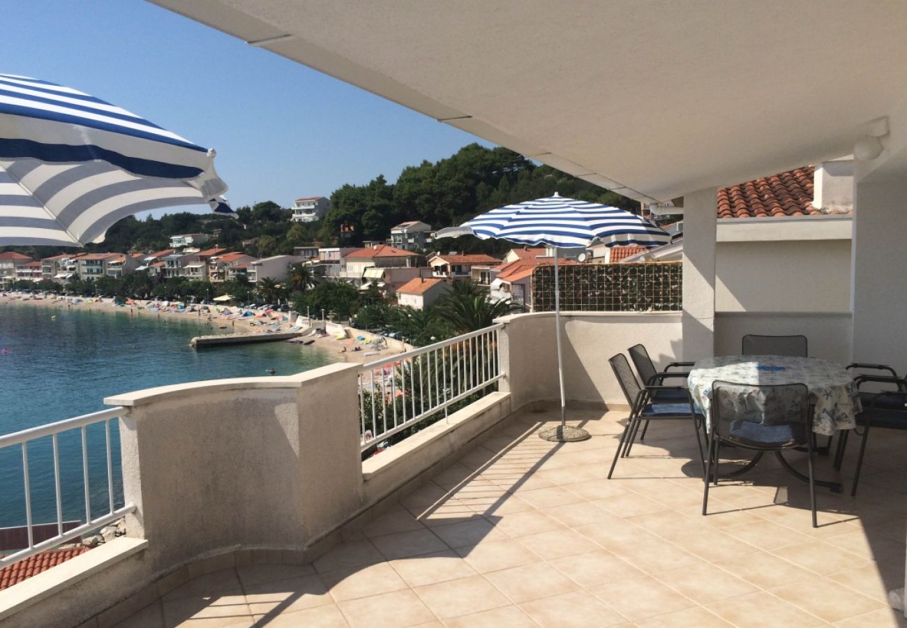 Appartement à Podgora - Appartement dans Podgora avec vue mer, terrasse, Climatisation, WIFI (134-3)