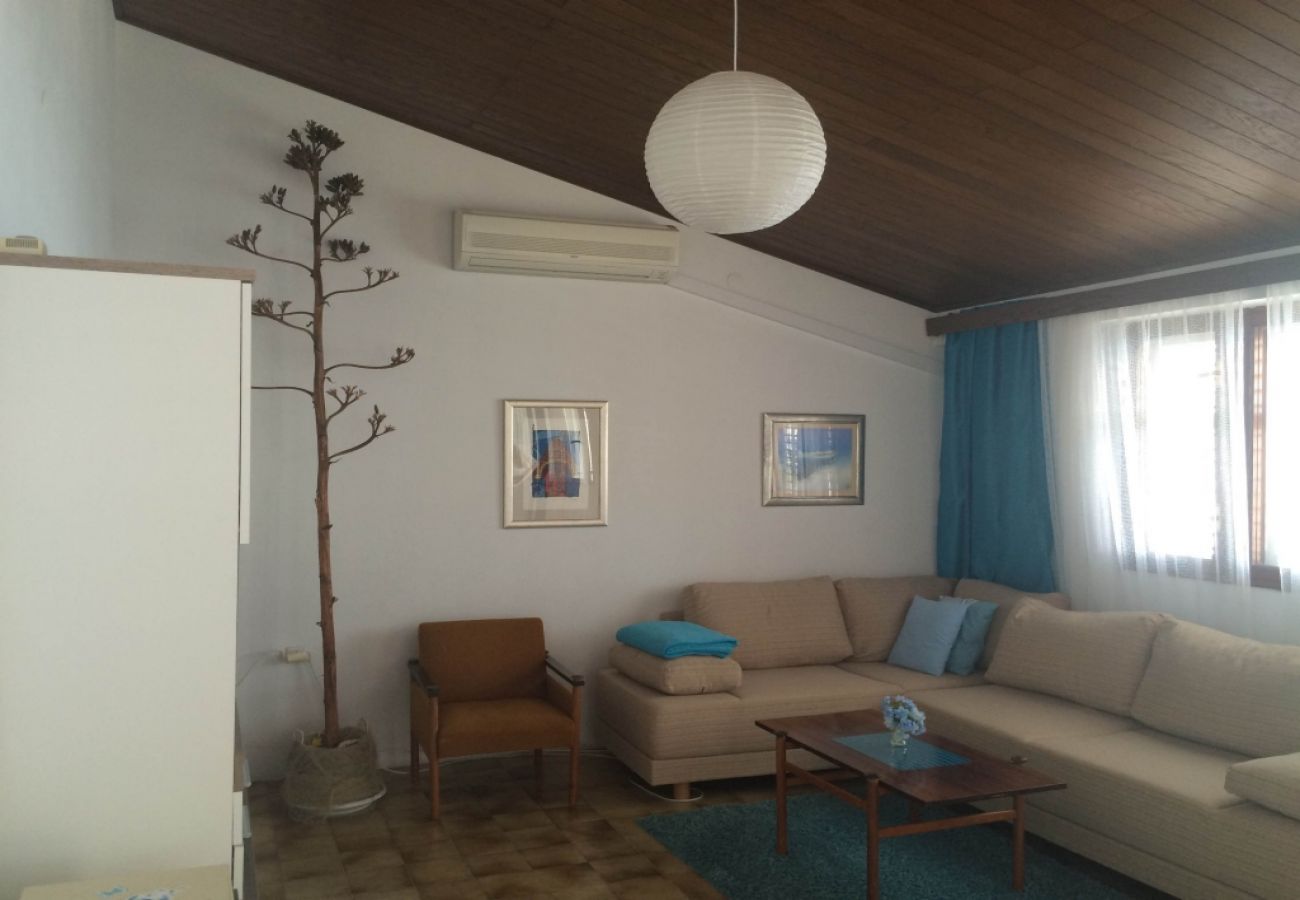 Appartement à Podgora - Appartement dans Podgora avec vue mer, terrasse, Climatisation, WIFI (134-3)