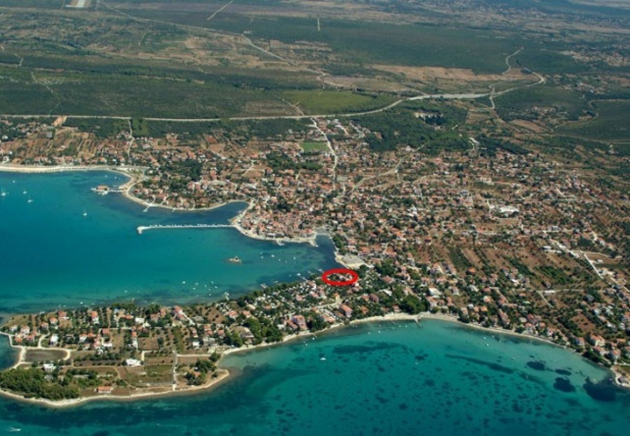 Appartement à Sukošan - Appartement dans Sukošan avec vue mer, terrasse, Climatisation, Machine à laver (151-2)