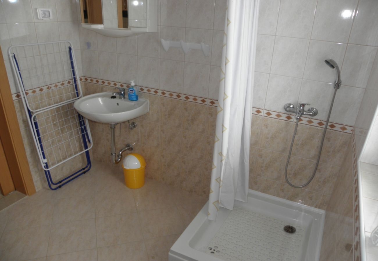 Appartement à Zambratija - Appartement dans Zambratija avec vue mer, Balcon, Climatisation, WIFI (158-1)