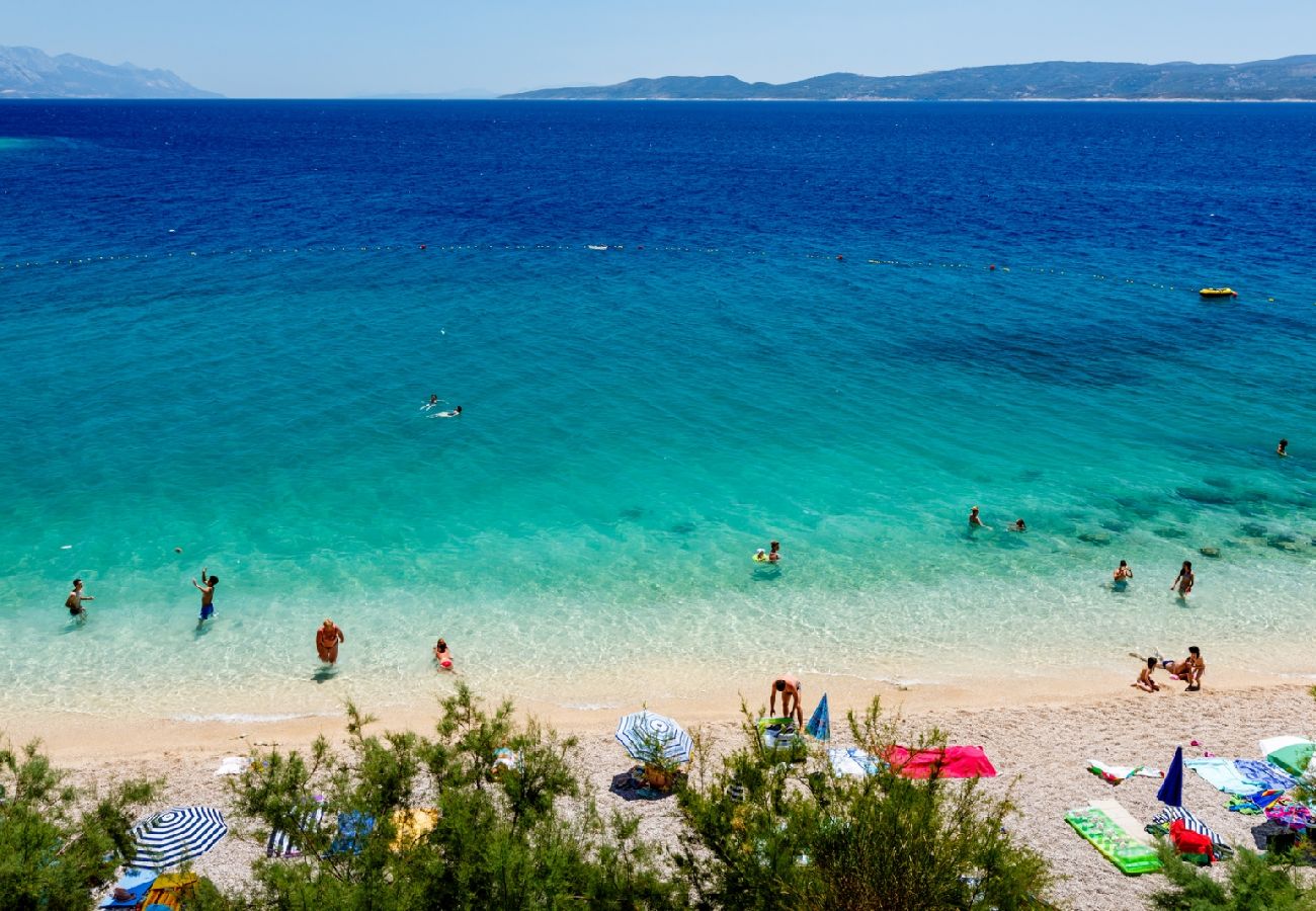 Appartement à Omiš - Appartement dans Omiš avec vue mer, Balcon, Climatisation, WIFI (161-1)