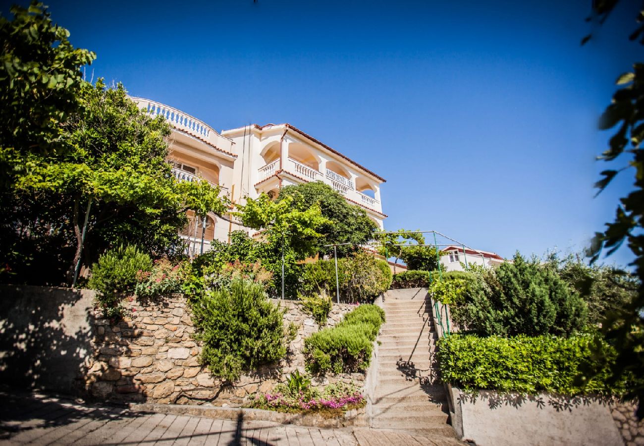 Maison à Lopar - Maison de vacances dans Lopar avec vue mer, terrasse, Climatisation, WIFI (186-5)