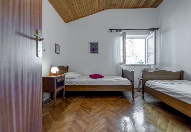 Appartement à Pisak - Appartement dans Pisak avec vue mer, terrasse, Climatisation, WIFI (196-2) Appartement à Pisak - Appartement dans Pisak avec vue mer, terrasse, Climatisation, WIFI (196-2)