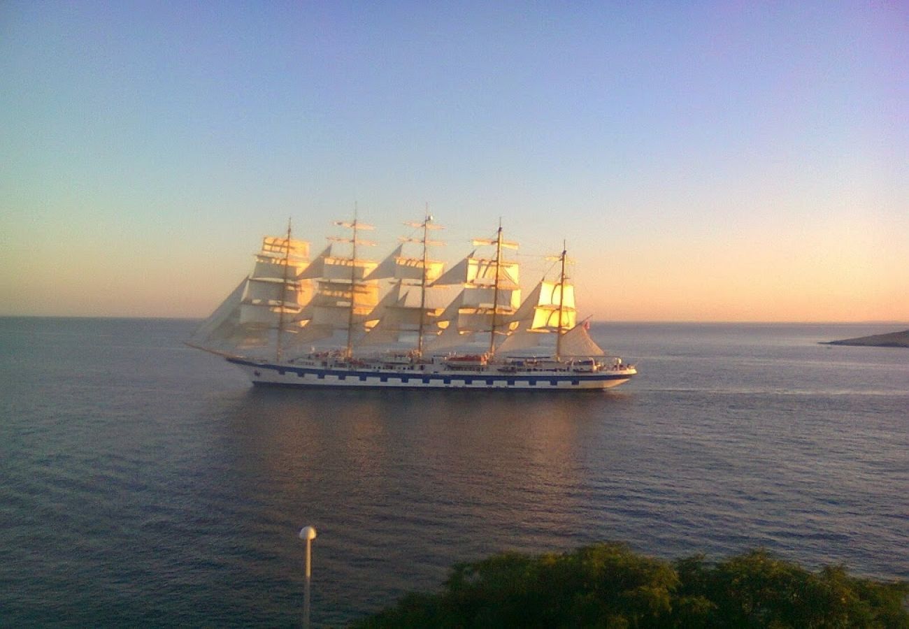 Appartement à Hvar - Appartement dans Hvar avec vue mer, terrasse, Climatisation, WIFI (199-2)