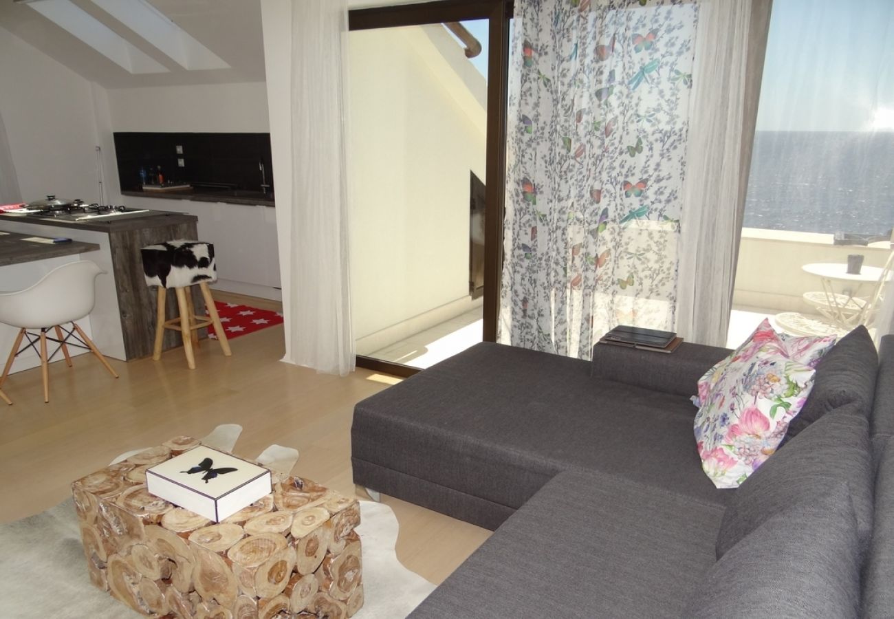 Appartement à Hvar - Appartement dans Hvar avec vue mer, loggia, Climatisation, WIFI (199-3)