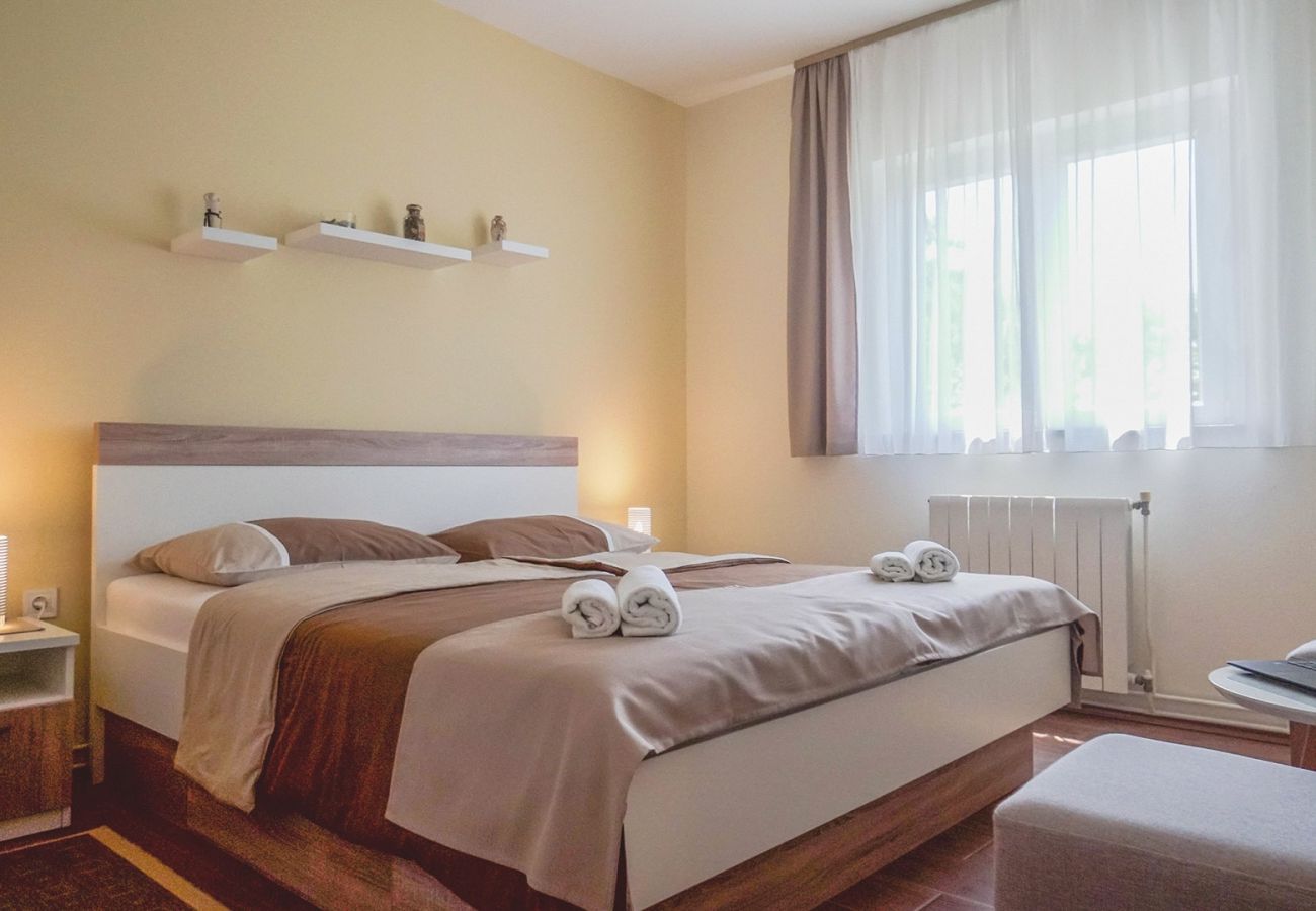 Appartement à Porec - Appartement dans Poreč avec Balcon, Climatisation, WIFI (228-1)