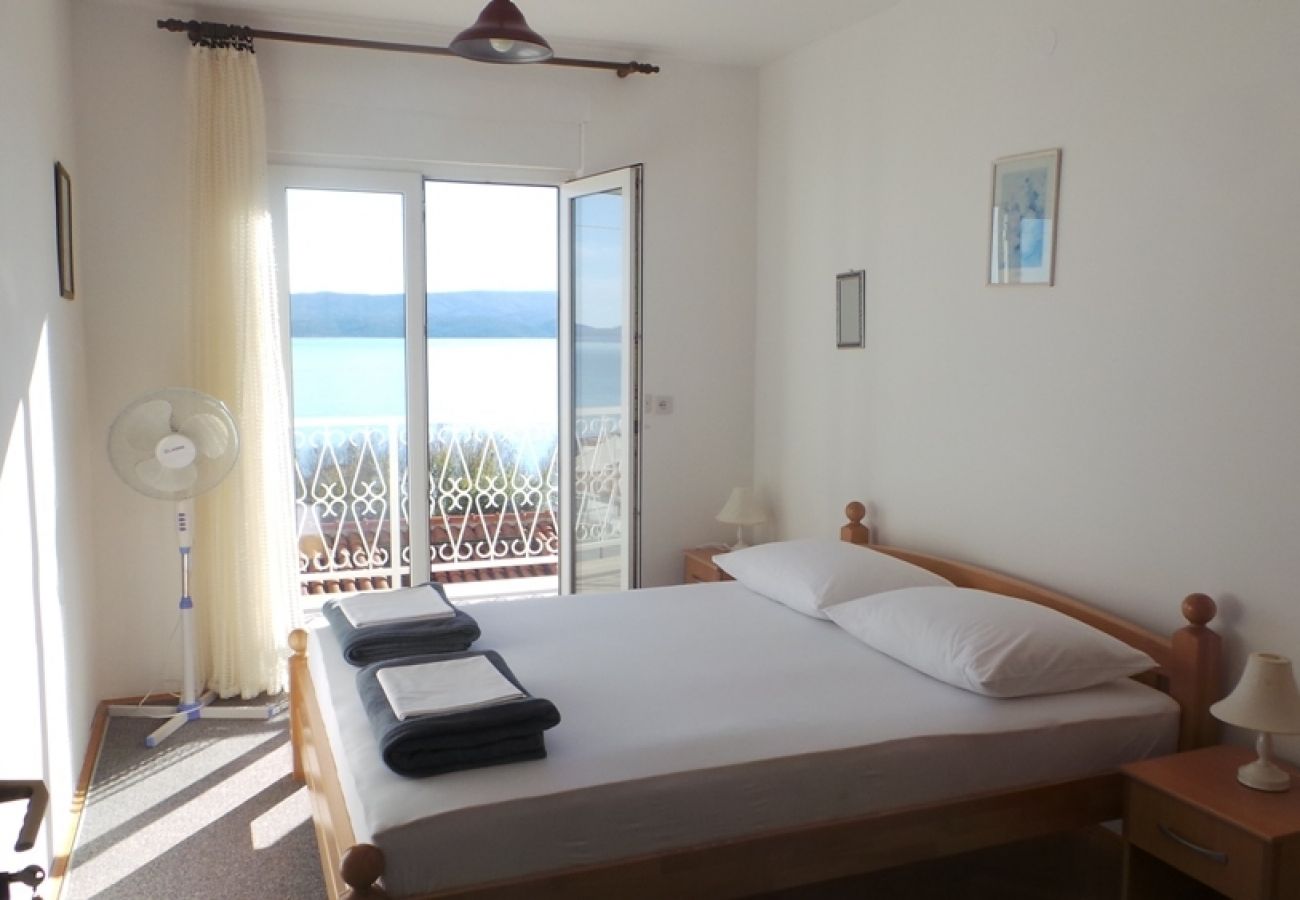 Appartement à Duce - Appartement dans Duće avec vue mer, Balcon, Climatisation, WIFI (237-1)