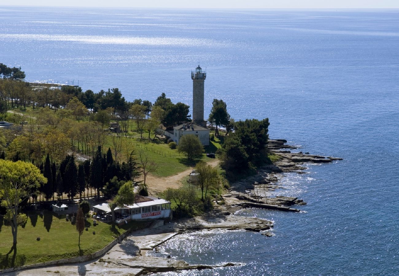 Appartement à Umag - Appartement dans Umag avec vue mer, Balcon, Climatisation, Lave-vaisselle (235-2)