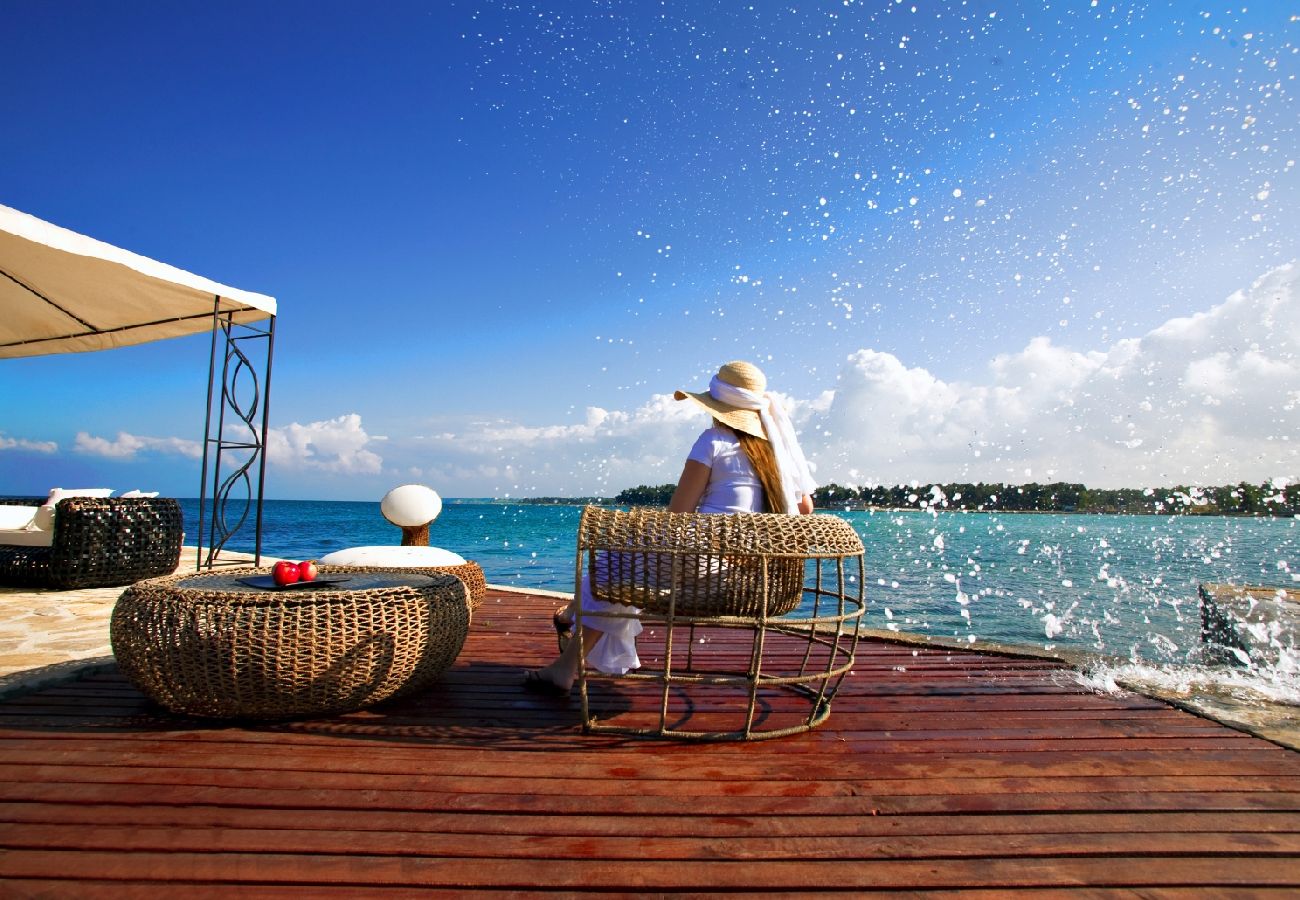 Maison à Buje - Maison de vacances dans Buje avec Balcon, Climatisation, WIFI, Machine à laver (567-1)