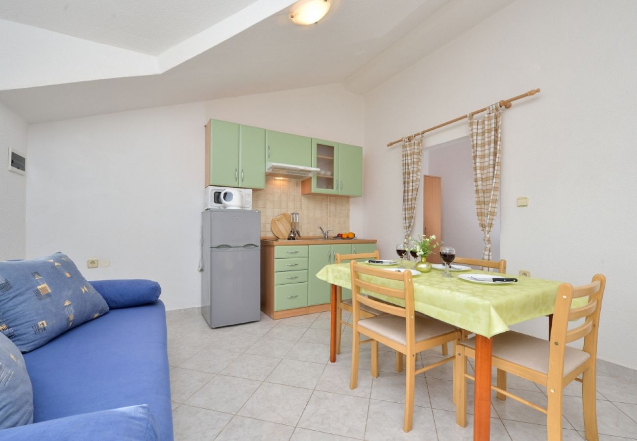 Appartement à Drage - Appartement dans Drage avec vue mer, Balcon, Climatisation, WIFI (566-2)